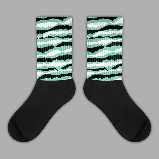 Jordan 3 "Green Glow" DopeSkill Sublimated Socks Abstract Tiger Graphic Streetwear 