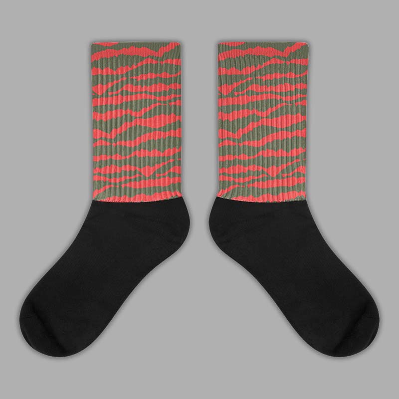 Dunk Mystic Red Cargo Khaki DopeSkill Sublimated Socks Abstract Tiger Graphic Streetwear