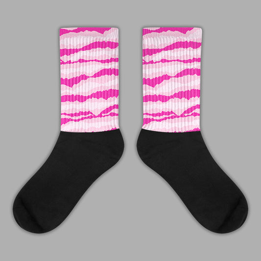 Triple Pink Dunk Low Sublimated Socks Abstract Tiger Graphic
