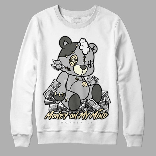 Jordan 4 Retro SE Craft Photon Dust DopeSkill Sweatshirt MOMM Bear Graphic Streetwear - White 