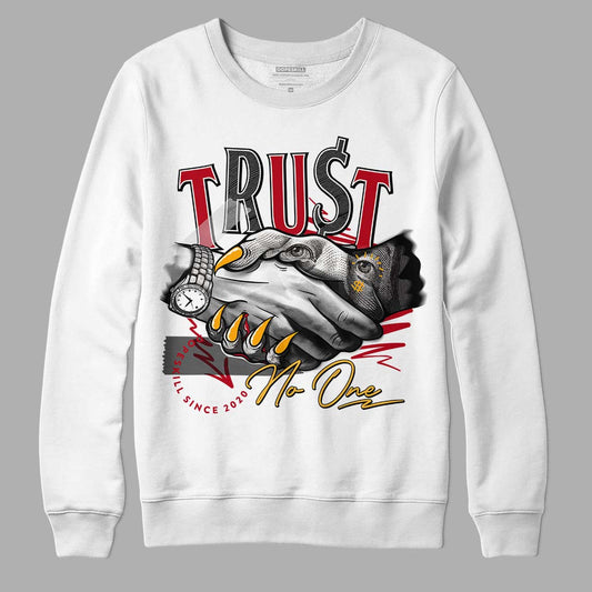 Cardinal 7s DopeSkill Sweatshirt Trust No One Graphic - White 