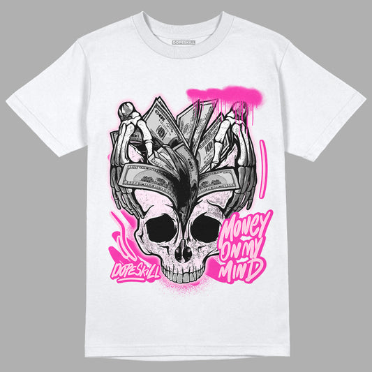 Triple Pink Dunk Low DopeSkill T-Shirt MOMM Skull Graphic - White 