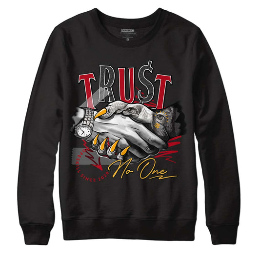 Cardinal 7s DopeSkill Sweatshirt Trust No One Graphic - Black 