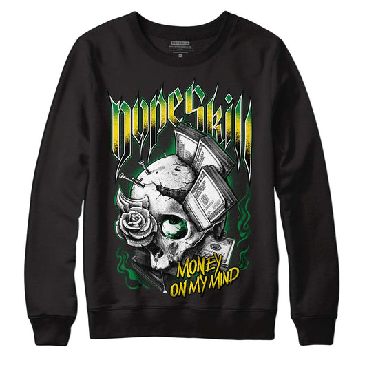 Dunk Low Reverse Brazil DopeSkill Sweatshirt Money On My Mind Graphic - Black