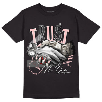 Jordan 1 High OG WMNS Washed Pink DopeSkill T-Shirt Trust No One Graphic Streetwear - Black