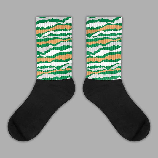 Nike SB x Jordan 4 “Pine Green” DopeSkill Sublimated Socks Abstract Tiger Graphic Streetwear