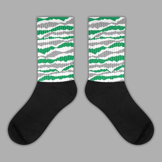 Jordan 3 WMNS “Lucky Green” DopeSkill Sublimated Socks Abstract Tiger Graphic Streetwear