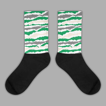 Jordan 2 Retro Lucky Green Sublimated Socks Abstract Tiger Graphic Streetwear