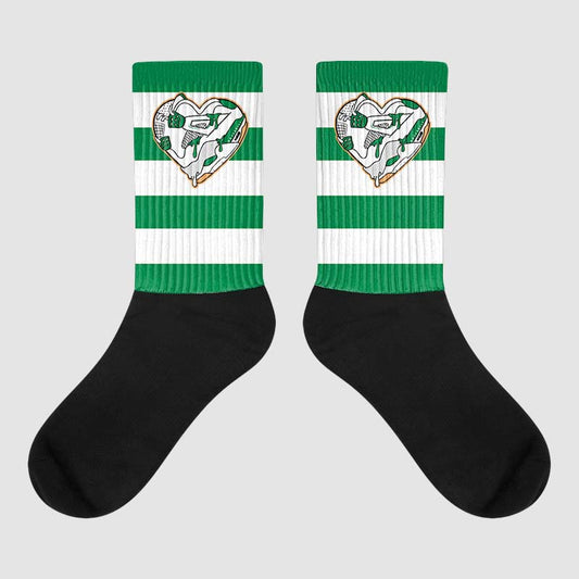 Nike SB x Jordan 4 “Pine Green” DopeSkill Sublimated Socks Horizontal Stripes Graphic Streetwear